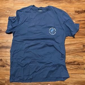 Mens vineyard vines t shirt